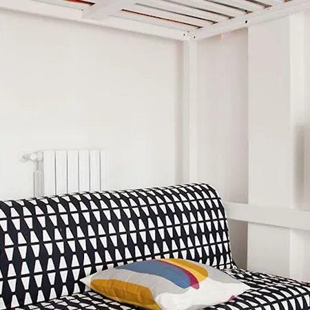 Kamchu Apartments: Ada