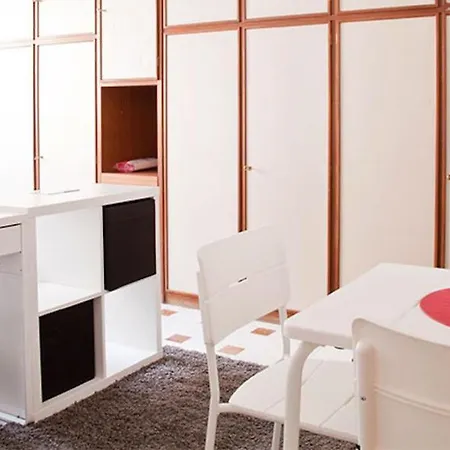 Kamchu Apartments: Ada Guest house