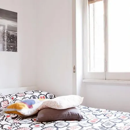 Kamchu Apartments: Ada Rome