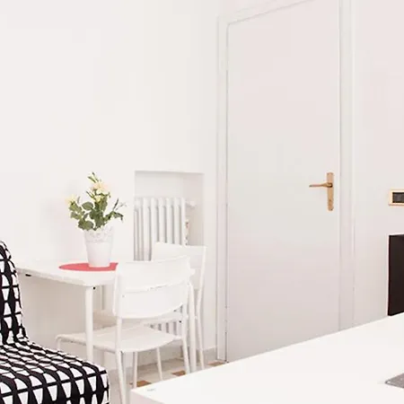 Guest house Kamchu Apartments: Ada