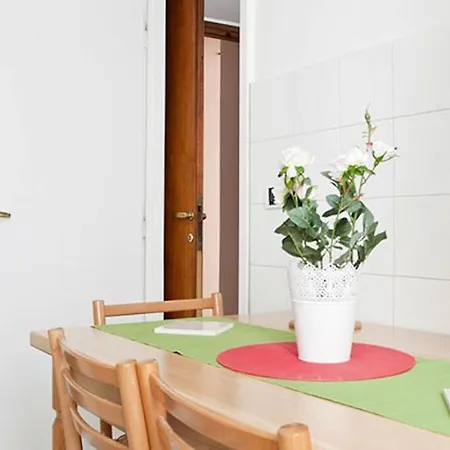 Kamchu Apartments: Ada Guest house *