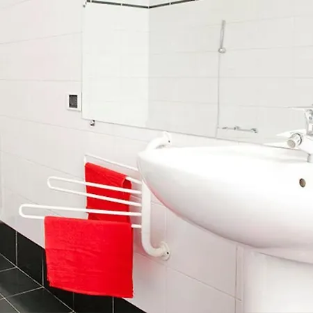 Kamchu Apartments: Ada Rome