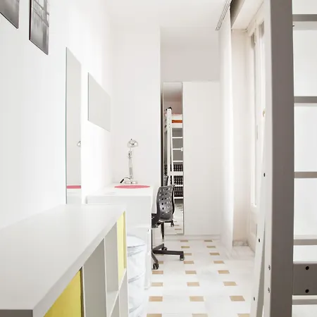 Kamchu Apartments: Ada