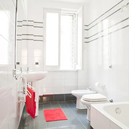 Kamchu Apartments: Ada Roma