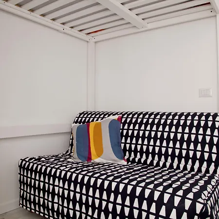 Kamchu Apartments: Ada Vendégház *