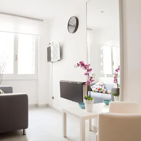 Kamchu Apartments: Ada Roma