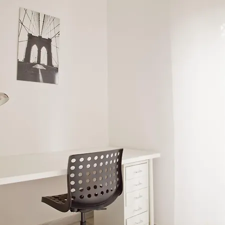 Kamchu Apartments: Ada